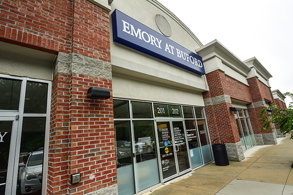 Entrance to Emory Buford Clinic