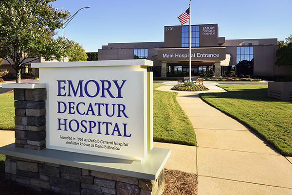 Main entrance of Emory Decatur Hospital
