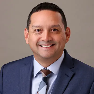 Kenneth Cardona, MD